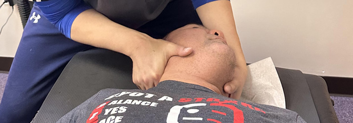 Chiropractic Mt Prospect IL Neck Pain Hero